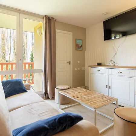 Appt 2 Pieces 6 Pers Avec Piscine Tennis Parking Gratuit 157 *