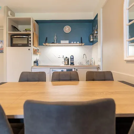 Apartment 6-person Flat With Swimming Pool Tennis Court And Car Park 157 *
