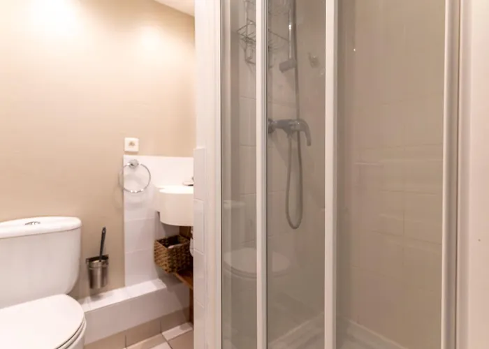 Appt 2 Pieces 6 Pers Avec Piscine Tennis Parking Gratuit 157 Apartment
